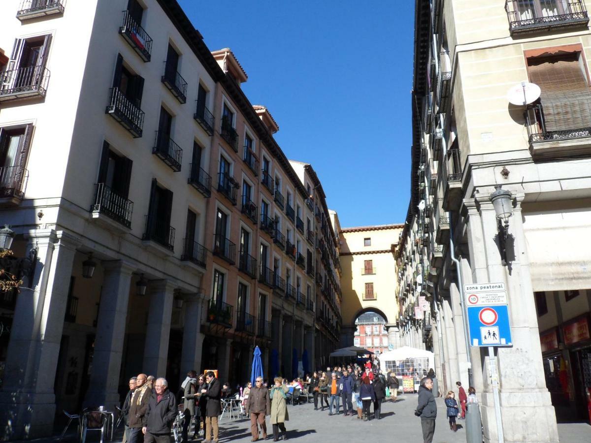 Los Ventanales Plaza Mayor Apartment Madrid Ngoại thất bức ảnh