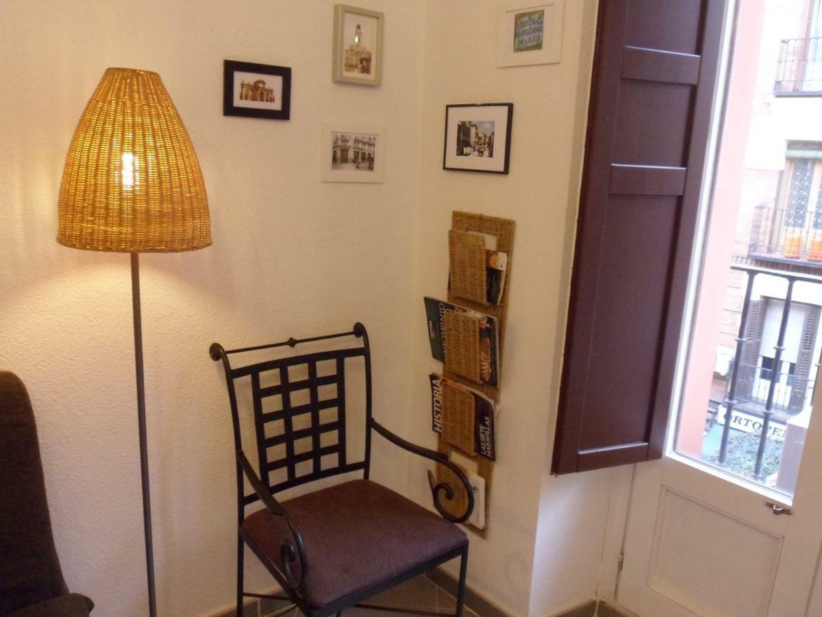 Apartamento Temporada Madrid Ngoại thất bức ảnh